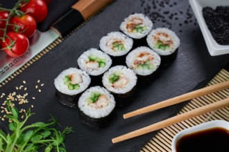 Унаги Маки с огурчиком